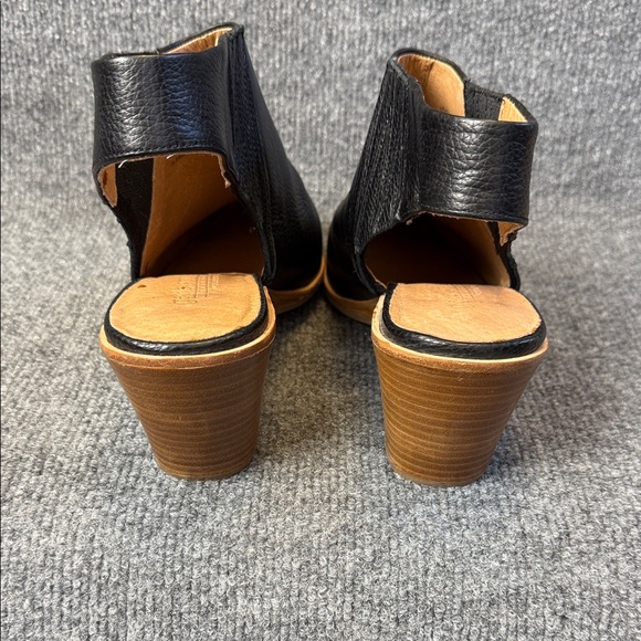 Kenneth Cole Gentle Souls Harlie Slingback Black Leather Women's Size 11 NEW - Picture 2 of 9